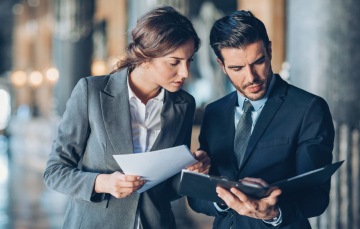 Kancelářská budova Brno Holándská s logem RENOMIA